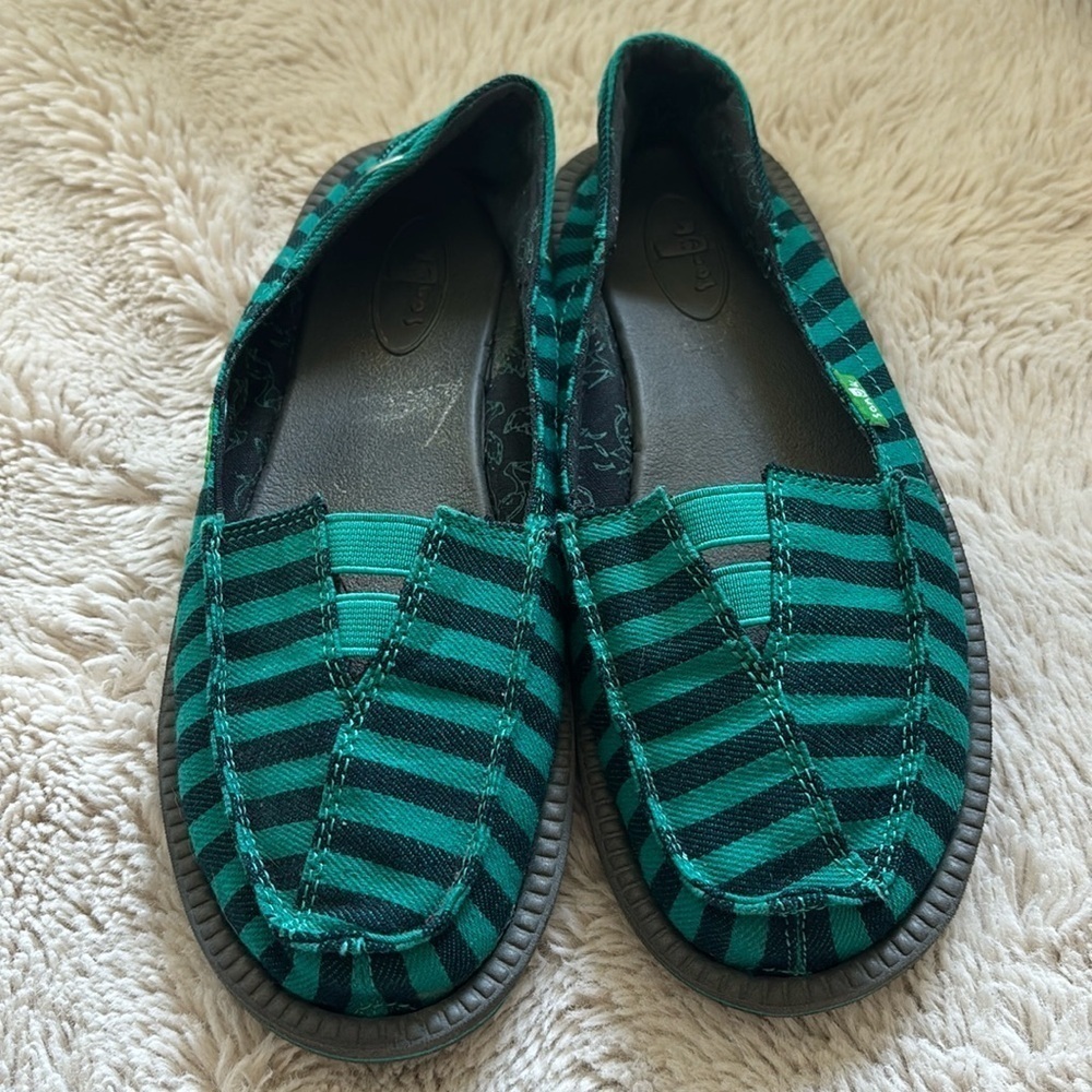 Women's Sanuk Canvas Slide on Shoes Striped size 6